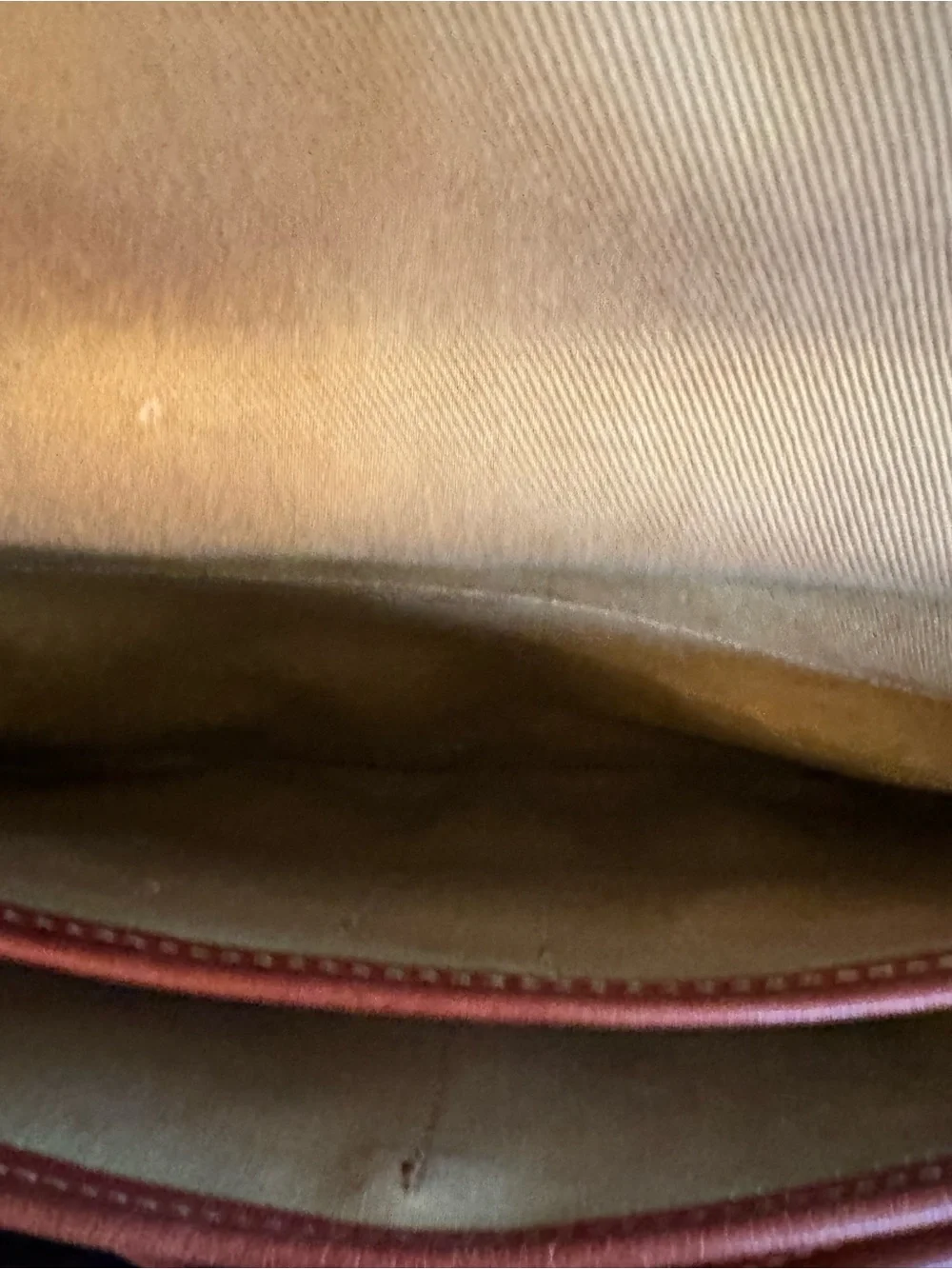 Levenger Tusting Clipper Leather Messenger Bag Made In England
